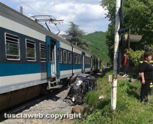 Bagnaia - Strada Montecchio - Treno travolge auto