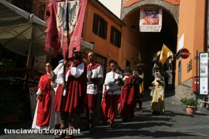 Il corteo storico alla Fiera del vino di Montefiascone