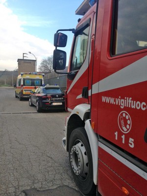 Vigili del fuoco, carabinieri e 118 sul posto