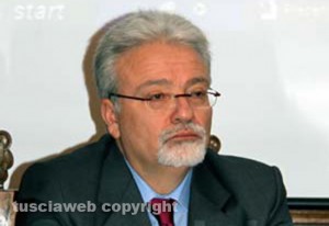 L'ex viceprefetto Francesco Tarricone