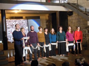 “Mamma libera tutti! Monologhi e dibattito sull’arte della genitorialità”