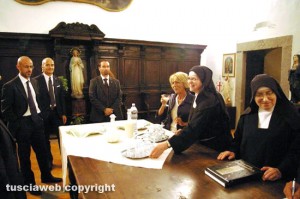 Viterbo - Maria Fedele, moglie di Pietro Grasso, con suor Dolores e madre Chiara