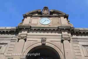 Viterbo - L'orologio di Piazza della Rocca