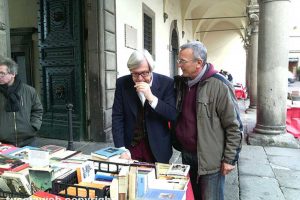 Viterbo - Vittorio Sgarbi a "PaperOnly"