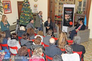 Viterbo - L'incontro con Ingroia della Uil scuola