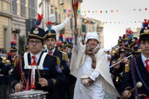 Ronciglione - Carnevale - Nasi rossi