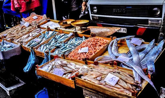Mercato del pesce - Un bancone
