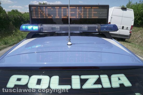 L'intervento della polizia per un incidente