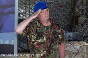 Viterbo - Il comandante dell'aviazione dell'esercito Paolo Riccò