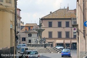 Viterbo - Piazza fontana Grande