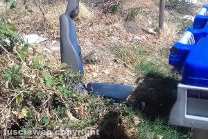 Viterbo - I rifiuti all'isola ecologica di Strada Monte Pizzo