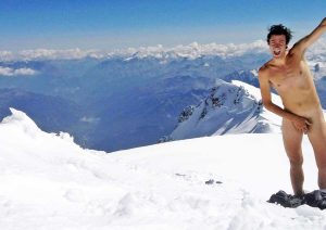Kilian Jornet Burgada nudo