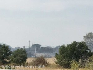 Viterbo - Incendio strada del Diavolo
