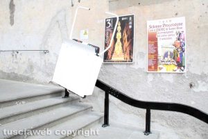Il monta scale al monastero
