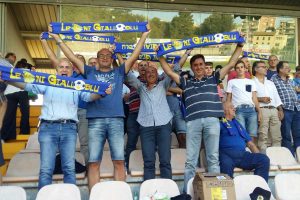 Sport - Calcio - Viterbese - I tifosi del gruppo Leoni gialloblù