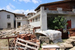 Fabrica di Roma - L'albergo confiscato