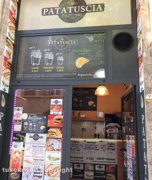 Viterbo - Il ristorante takeaway Patatuscia di Via Marconi