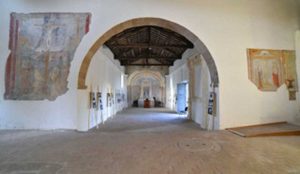 Vallerano - La chiesa medievale in stile romanico della Madonna della Pieve