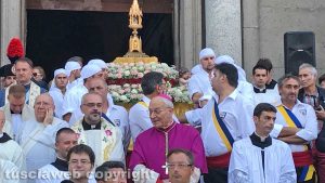 Viterbo - Sfila il cuore di santa Rosa