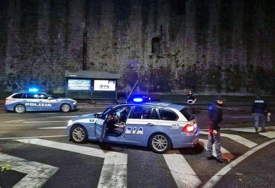 Viterbo - Polizia a piazzale Gramsci