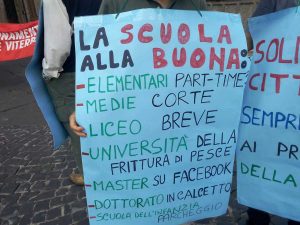 Il sit in di Coordinamento Scuole e Solidarietà Cittadina