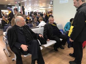 Diocesi di Viterbo - Pellegrinaggio a Fatima - Il vescovo Fumagalli a Fiumicino