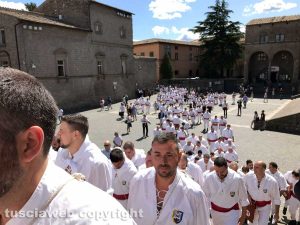 Viterbo - Santa Rosa - Trasporto 2017 - Il raduno dei facchini a palazzo dei Papi