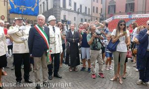 Viterbo - Santa Rosa - La consegna della mazza del maggiordomo