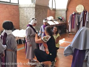 Viterbo - Santa Rosa - La vestizione dei figuranti del corteo storico