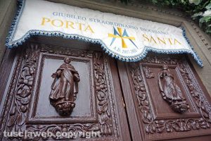 Madonna della Quercia - Apertura della Porta Santa