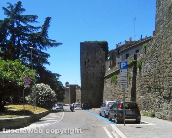 Viterbo - Via delle Fortezze