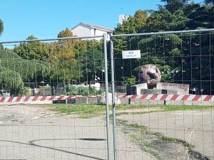Iniziati i lavori di riqualificazione della Fontana Sfera