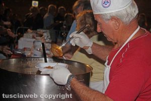Viterbo - Santa Rosa - I fagioli sotto la macchina