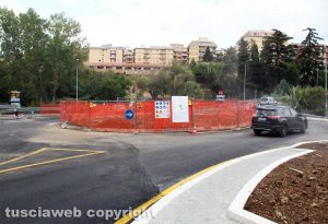 Viterbo - La rotatoria a via Genova