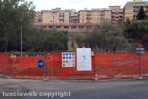 Viterbo - La rotatoria a via Genova