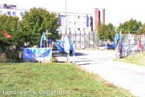 Viterbo - Mammagialla - La protesta dei sindacati