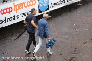 Giulio Marini e Giovanni Arena a piazza del Comune
