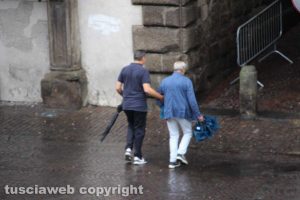 Giulio Marini e Giovanni Arena a piazza del Comune