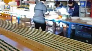 Tarquinia - L'azienda metalmeccanica in cui i lavoratori sarebbero stati sfruttati