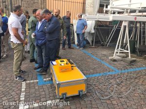 Viterbo - Prova peso per la macchina di santa Rosa