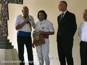 Viterbo - Santa Rosa - Trasporto 2017 - La consegna del ciuffo numero 50 di Volo d'angeli