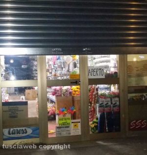 Viterbo - Teverina - Il negozio cinese sfondato dai malviventi