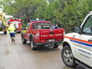 Tarquinia - L'intervento dei vigili del fuoco e protezione civile