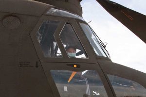 Esercito - Viterbo - Simon vola con un elicottero dell'Aves