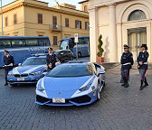 Viterbo - La banda della polizia in concerto all'Unione