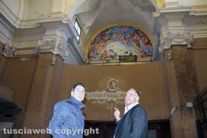 Viterbo - Marco Zappa e Andrea Cesarini davanti al Giudizio finale nell'ex tribunale