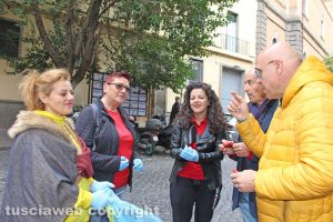 Viterbo 2020 ripulisce via Tommaso Carletti