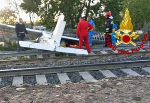 L'ultraleggero precipitato sui binari tra Roma e Gallese