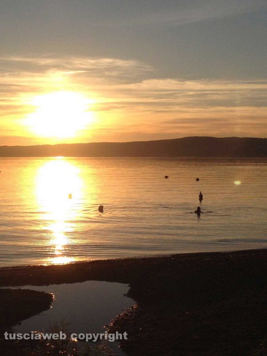 Tramonto sul lago di Bolsena