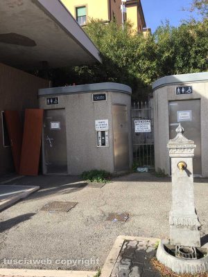 Viterbo - I bagni pubblici a piazza dei Caduti
